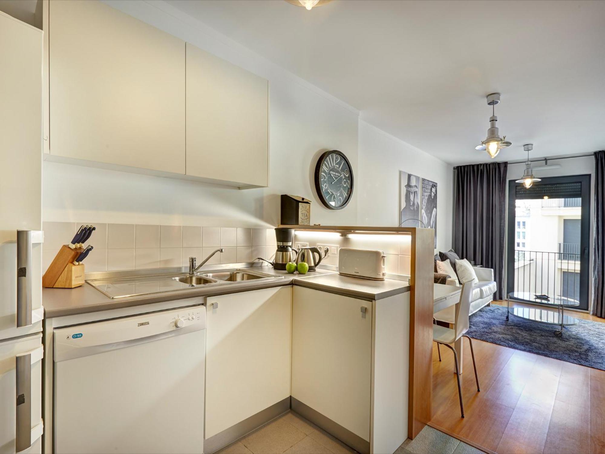 Sonel Investe Martim Moniz Apartment By Get Your Stay Lissabon Exterior foto